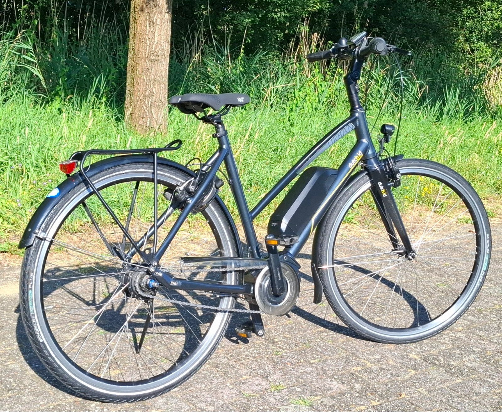 Foto 4 van Nette DutchID elektrische damesfiets, Middenmotor, 54cm✅️