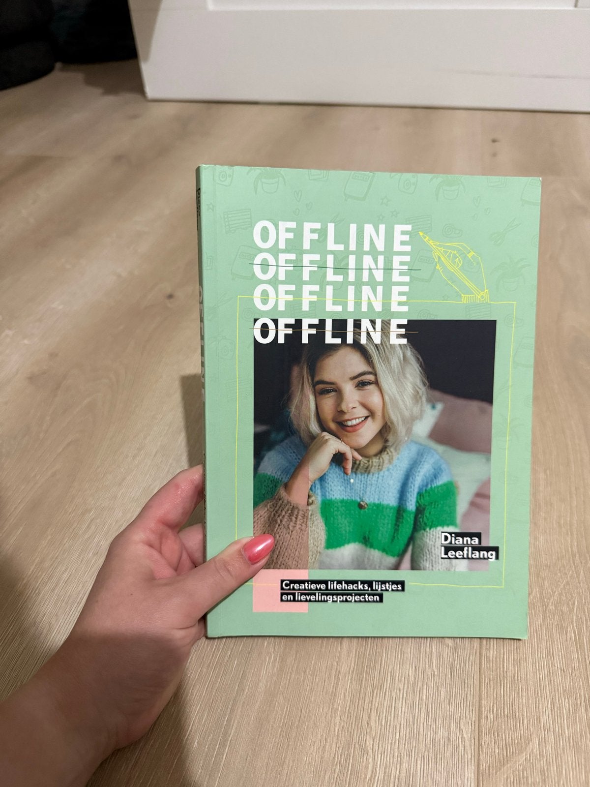 Offline - Creatieve lifehacks, lijstjes en lievelingsproject, Ophalen, Zo goed als nieuw, Nederland