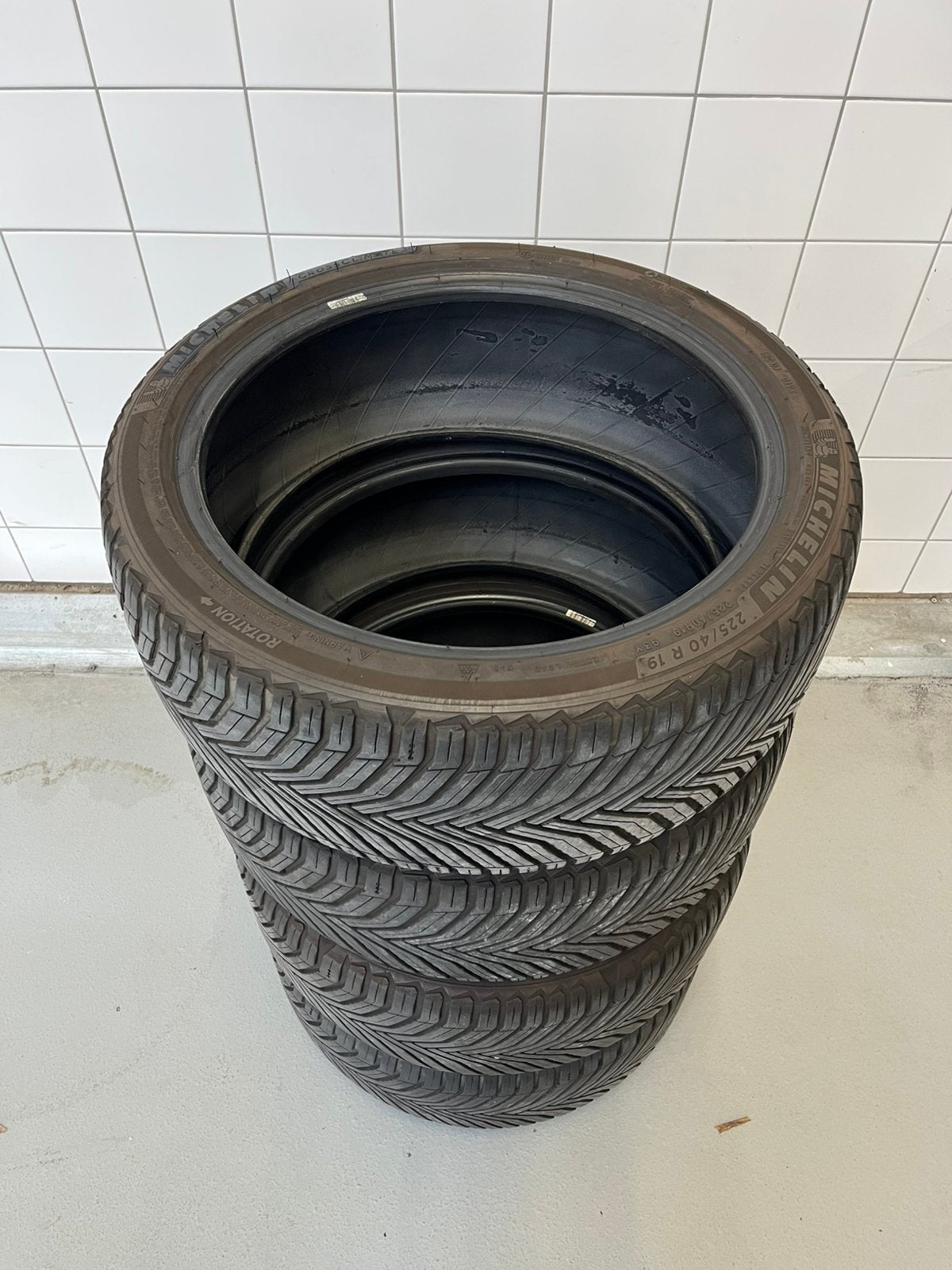 2x 255/35R19 & 2x 225/40R19 Michelin CrossClimate 2 breedset, Gebruikt, 255 mm, Band(en), Personenwagen