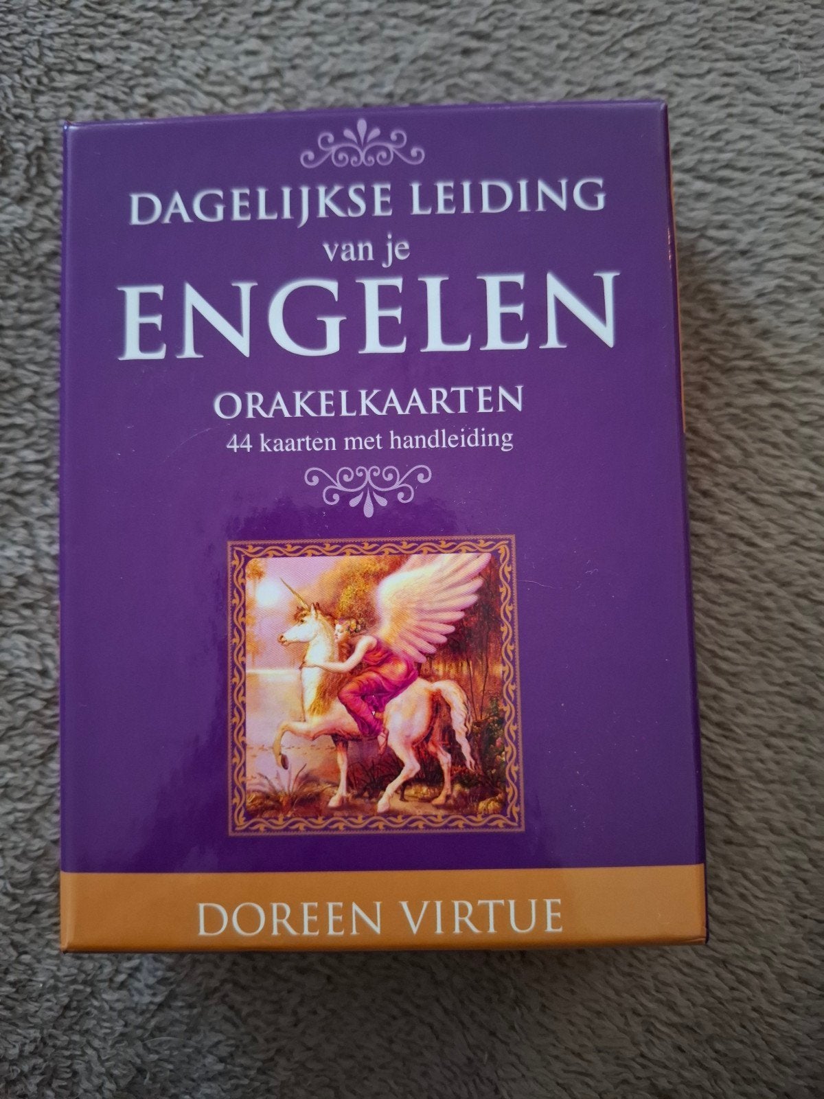 Doreen Virtue - Dagelijkse begeleiding van je engelen, Boeken, Ophalen, Tarot of Kaarten leggen, Overige typen, Zo goed als nieuw
