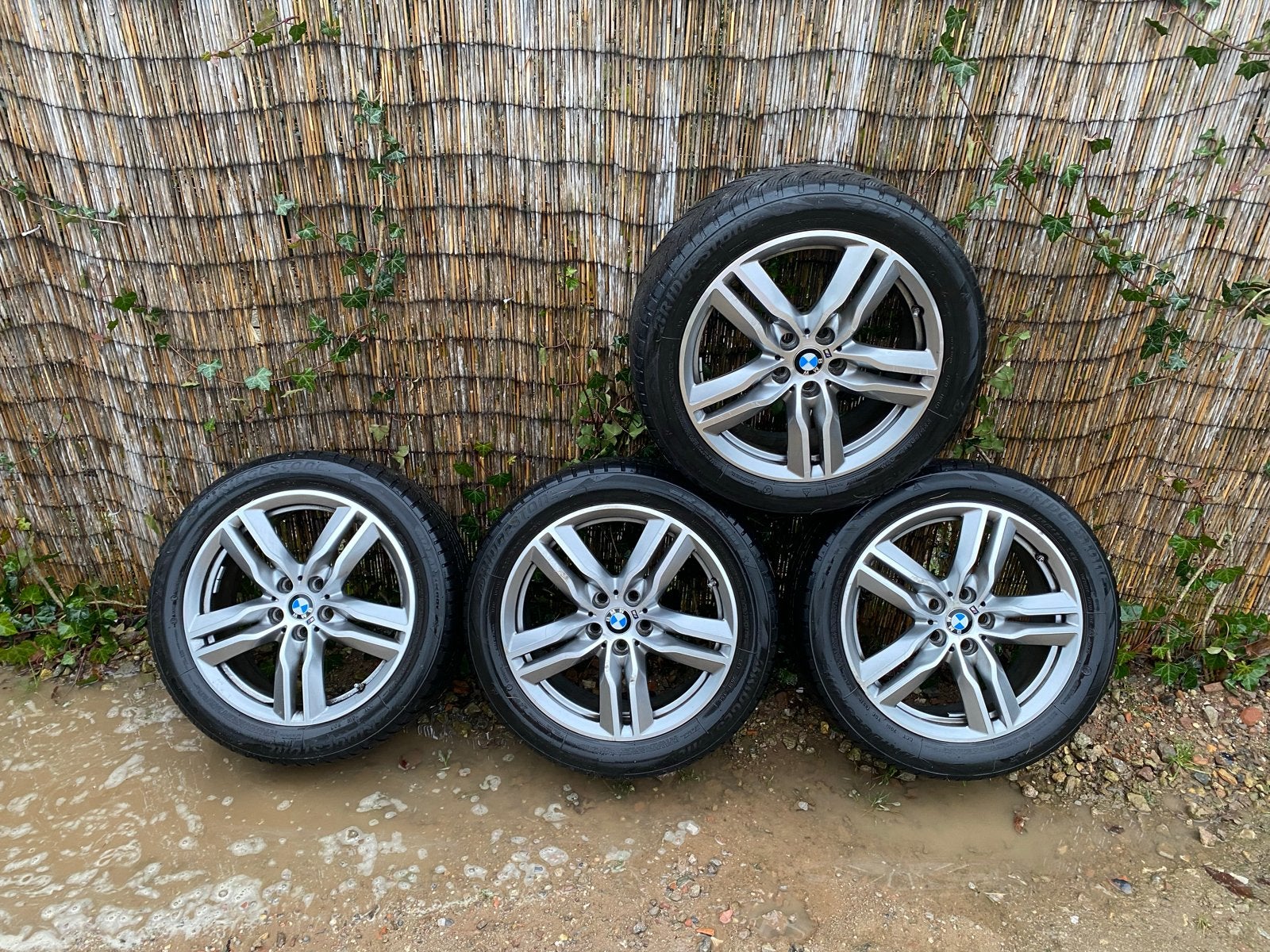 BMW 18 inch velgen met Bridgestone winterbanden, Ophalen