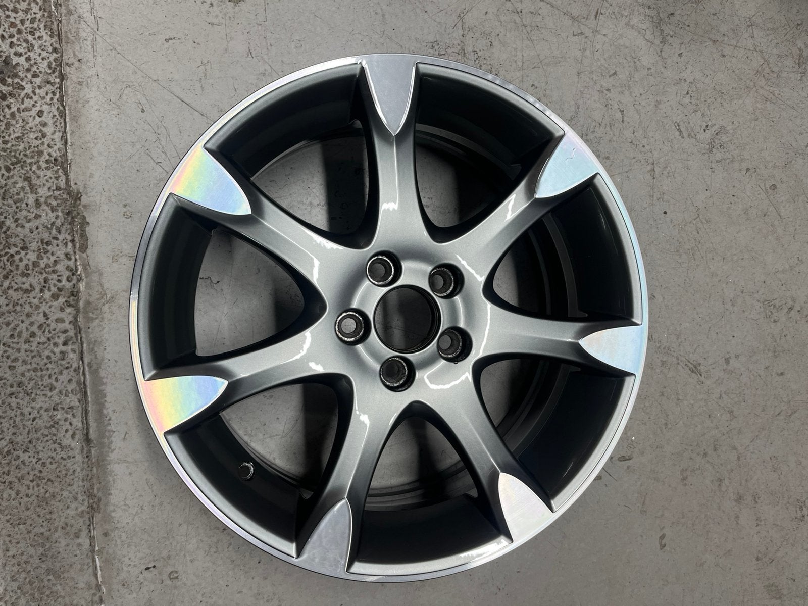 losse velg Volvo fortuna 18 inch orig schadevrij 30778090, Ophalen, 18 inch, Velg(en), 235 mm
