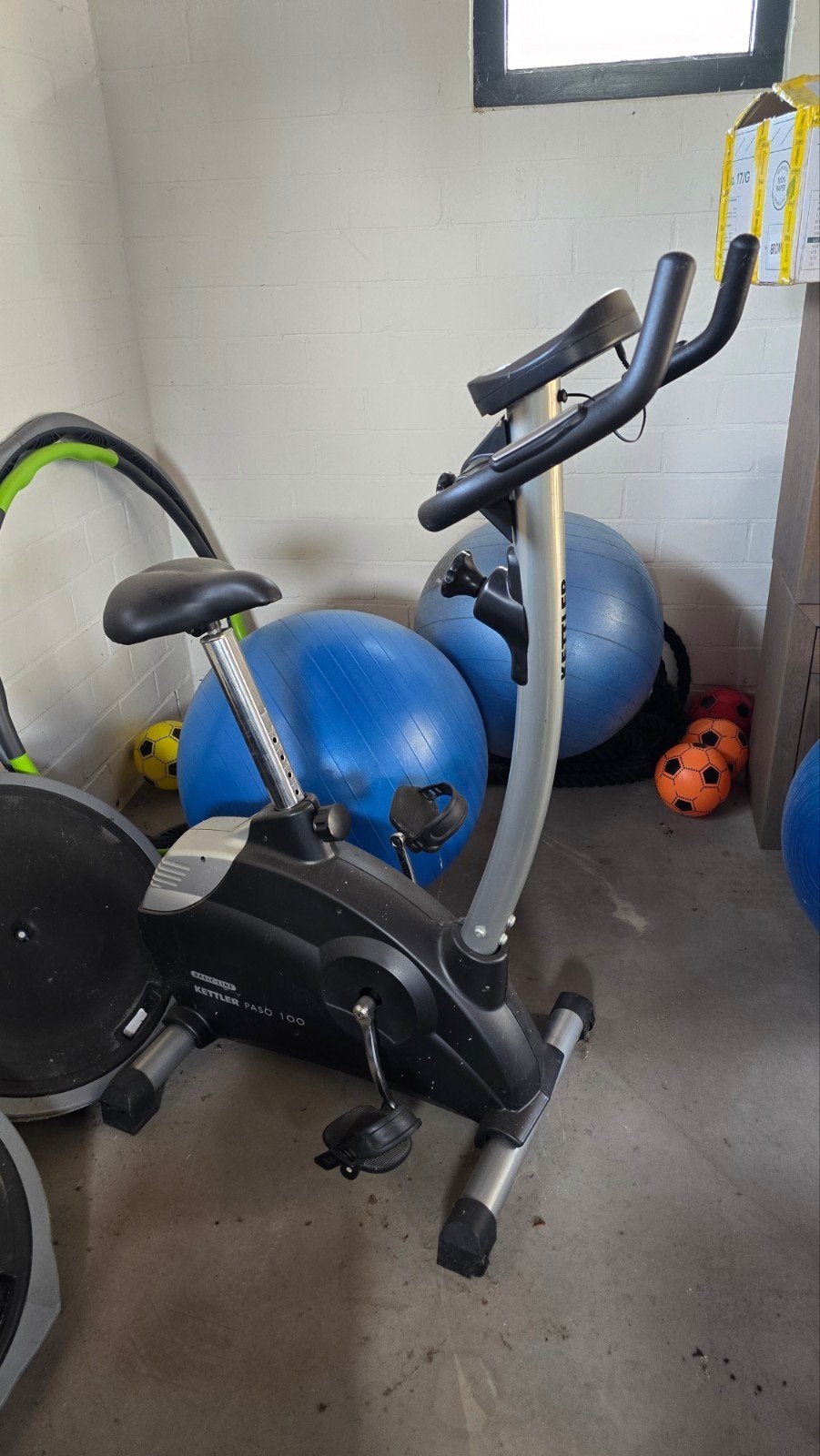 Kettler Paso 100 Hometrainer - Basic-Line, Ophalen, Gebruikt, Metaal, Benen