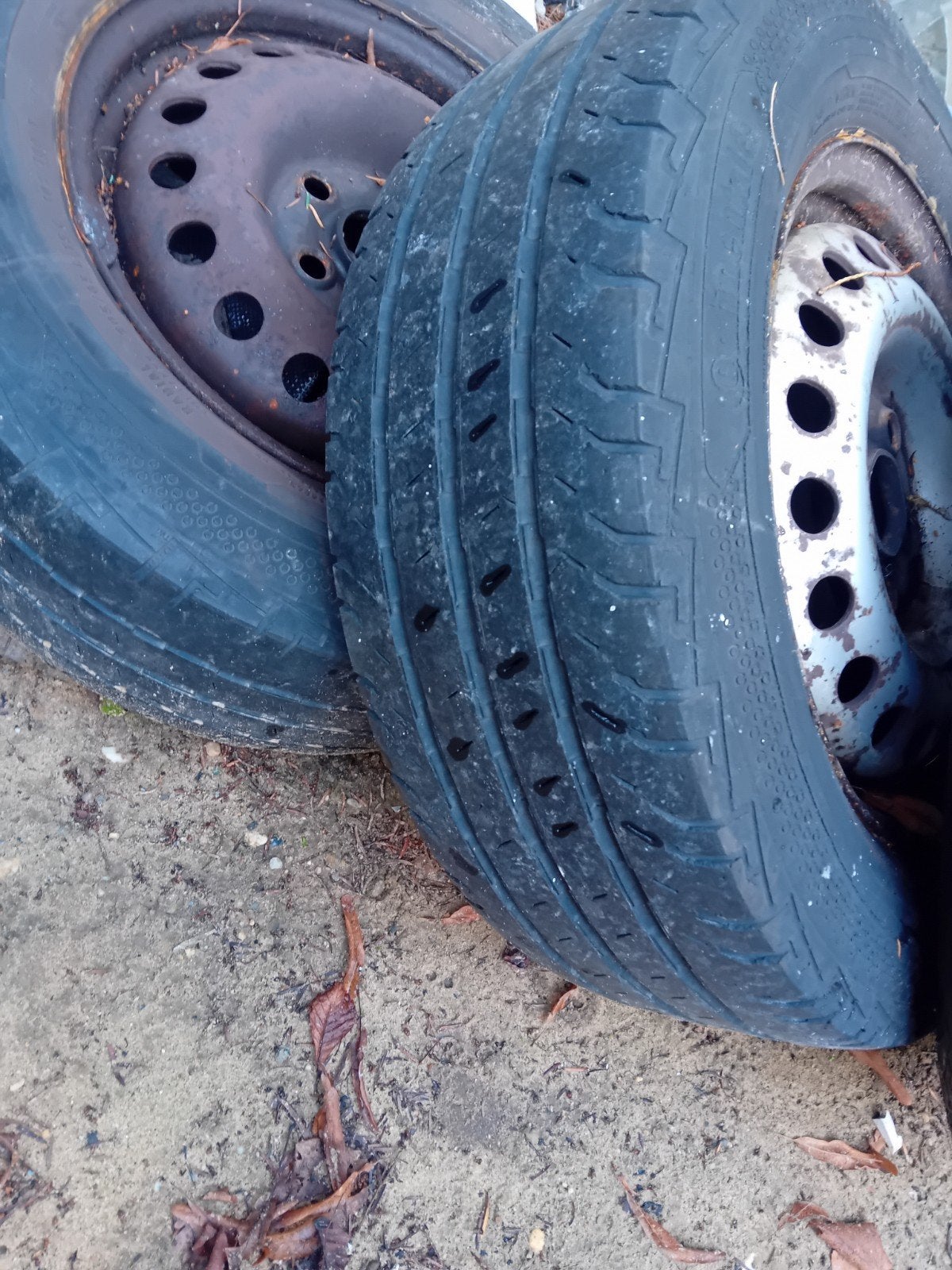 Gebruikte banden met velgen Volkswagen T4, 15 inch, Banden en Velgen, Zomerbanden, Bestelwagen