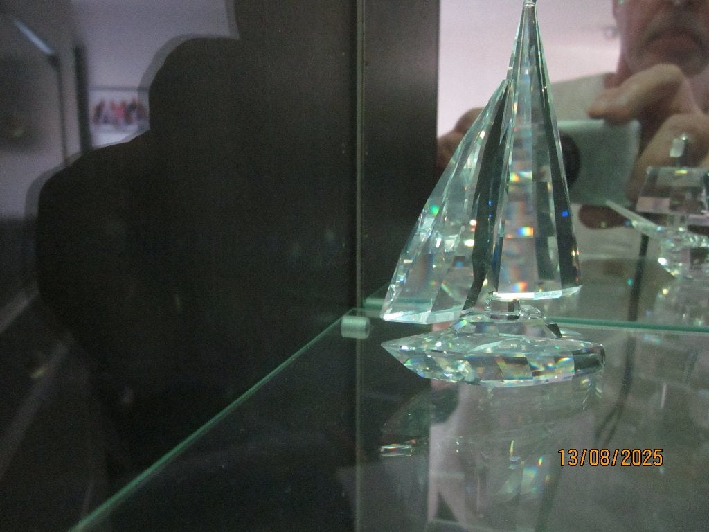 Swarovski Zeilboot incl.doos & certificaat, Verzamelen, Ophalen of Verzenden, Nieuw, Figuurtje