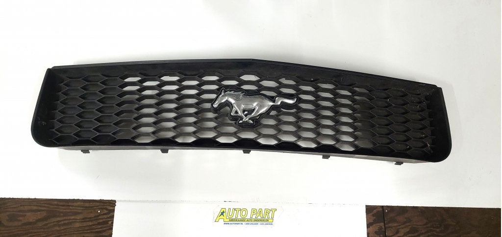 Ford Mustang v6 grille  2005-2009, Gebruikt, Ford motor company, Ford USA, P.O. Box 6248, Dearborn, MI 48126