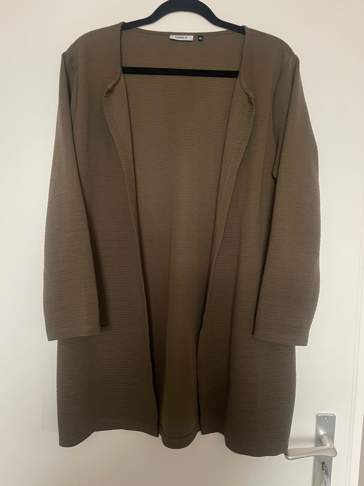 Only olijfgroen lang vest maat xl, Kleding | Dames, Truien en Vesten, Ophalen of Verzenden, Zo goed als nieuw, Maat 46/48 (XL) of groter