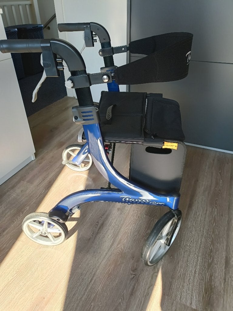 rollator travixx de luxe maat S, nieuwstaat, Diversen, Rollators, Ophalen, Opvouwbaar, Zo goed als nieuw