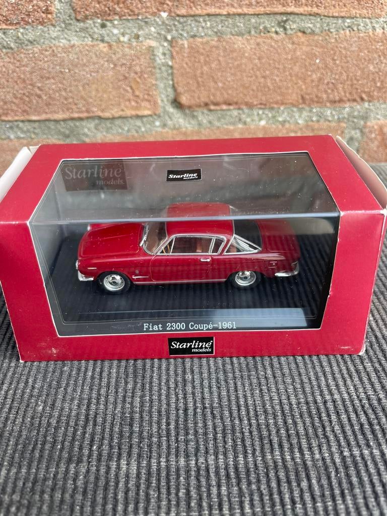 1:43 Starline Fiat 2300 Coupé, Hobby en Vrije tijd, Modelauto's | 1:43, Ophalen of Verzenden, Zo goed als nieuw, Auto, Overige merken