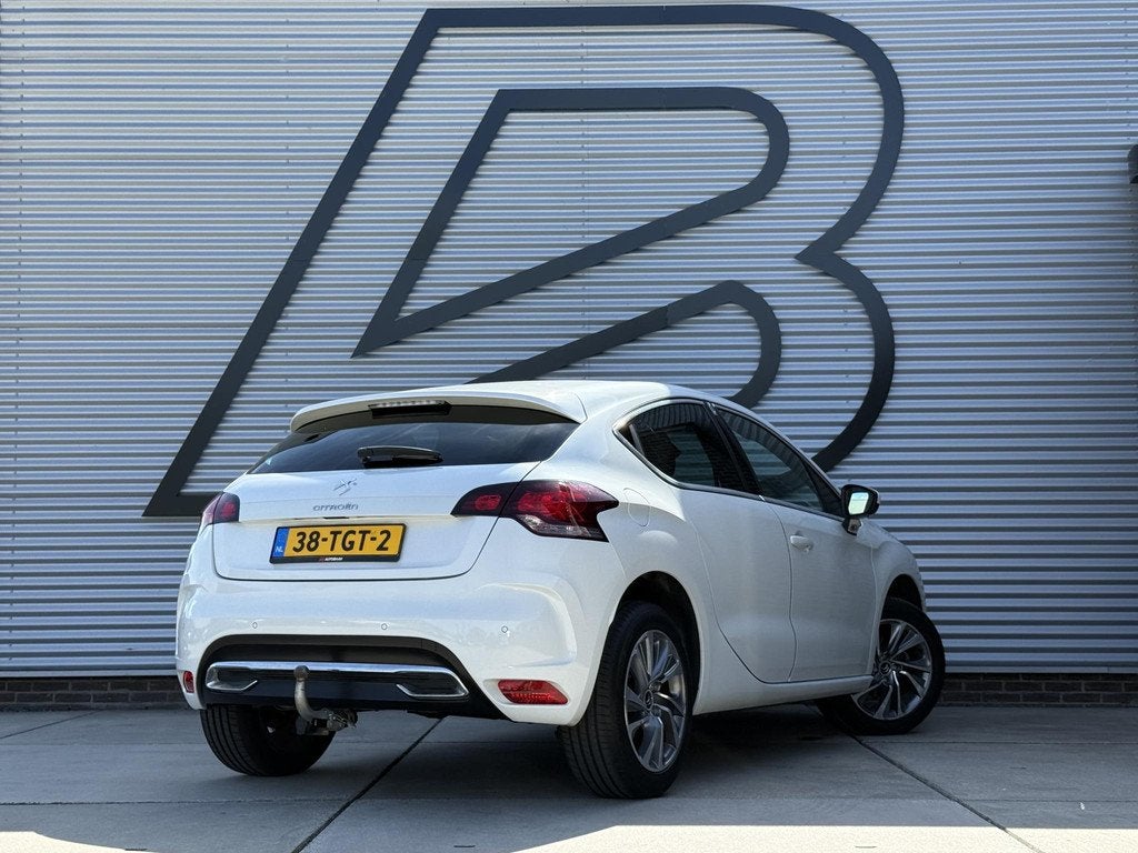 Citroen DS4 1.6 VTi So Chic 2e Eigenaar|Clima|Cruise|Trekhaa, Auto's, Citroën, Euro 5, Gebruikt, 4 cilinders, Leder en Stof