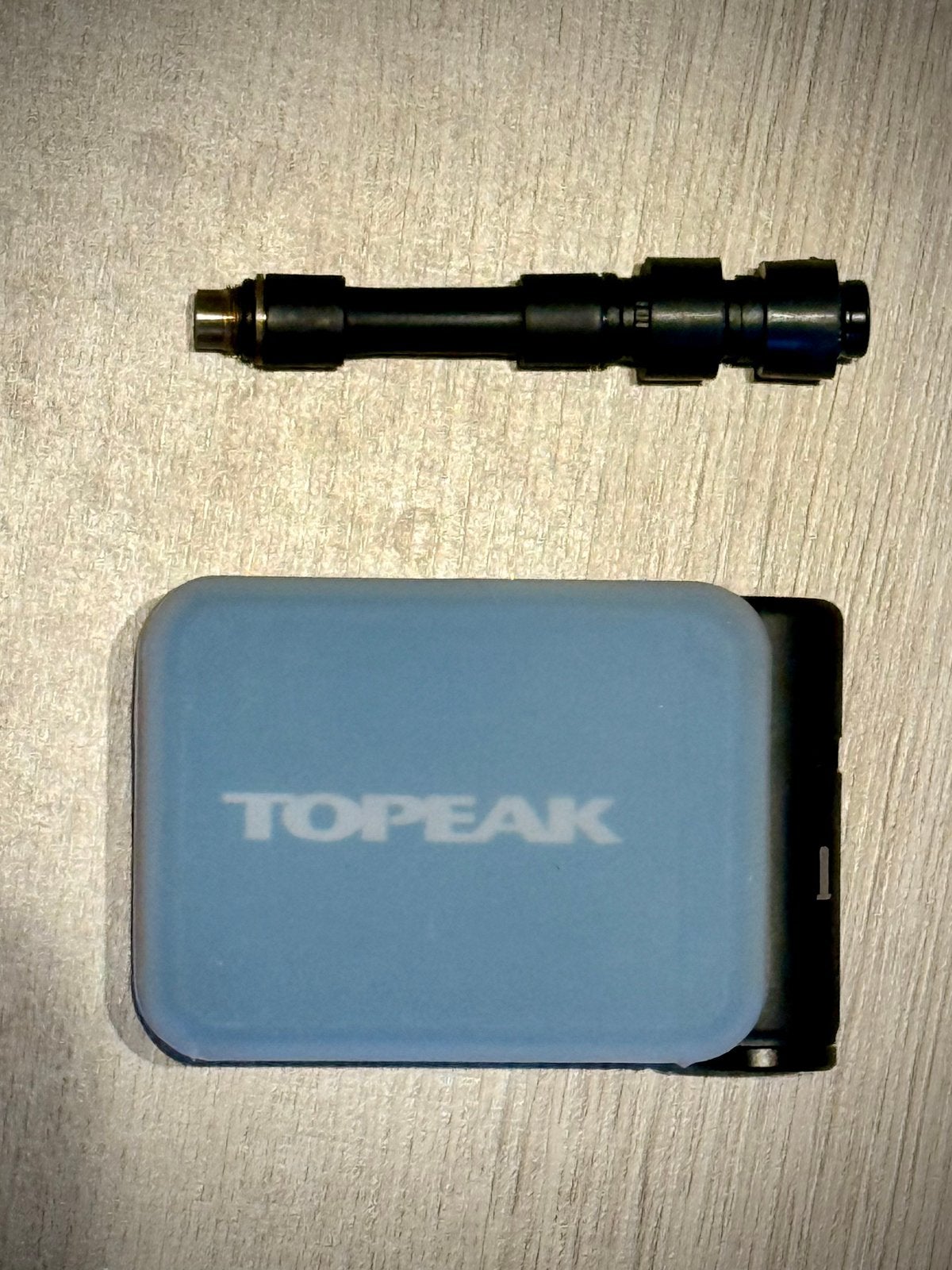 Topeak elektrische mini-fietspomp, Ophalen of Verzenden, Zo goed als nieuw