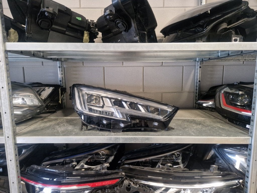 Audi A4 S4 8W matrix beam LED koplamp 036 rechts, Ophalen of Verzenden, Gebruikt, Audi