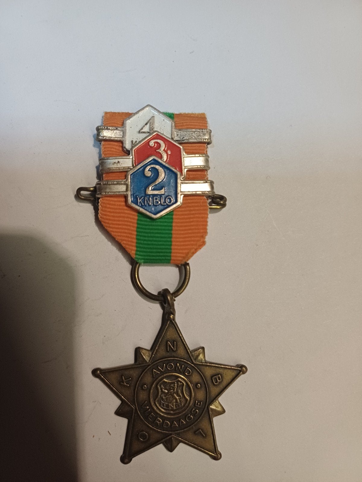 KNBLO Avondvierdaagse Medaille met 2, 3, 4 gesp, Ophalen, Overige materialen, Nederland