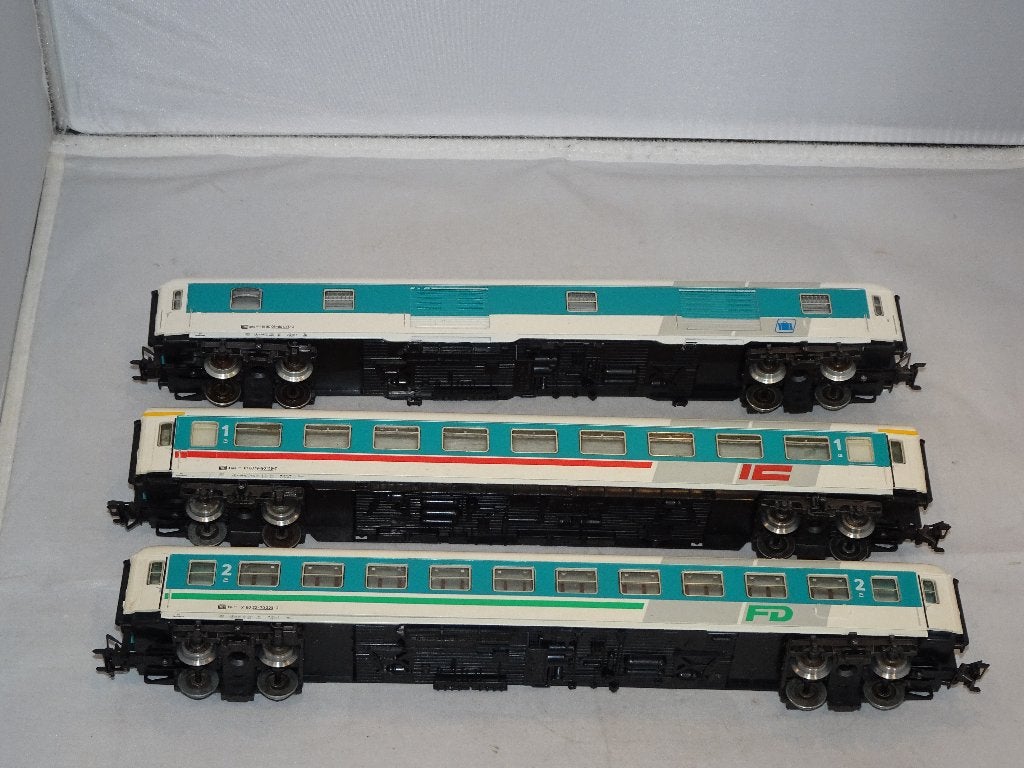 Marklin passagiers/ bagagewagon 4220/4221/4223 in OVP (#914), Wisselstroom, Wagon, Ophalen of Verzenden, Zo goed als nieuw