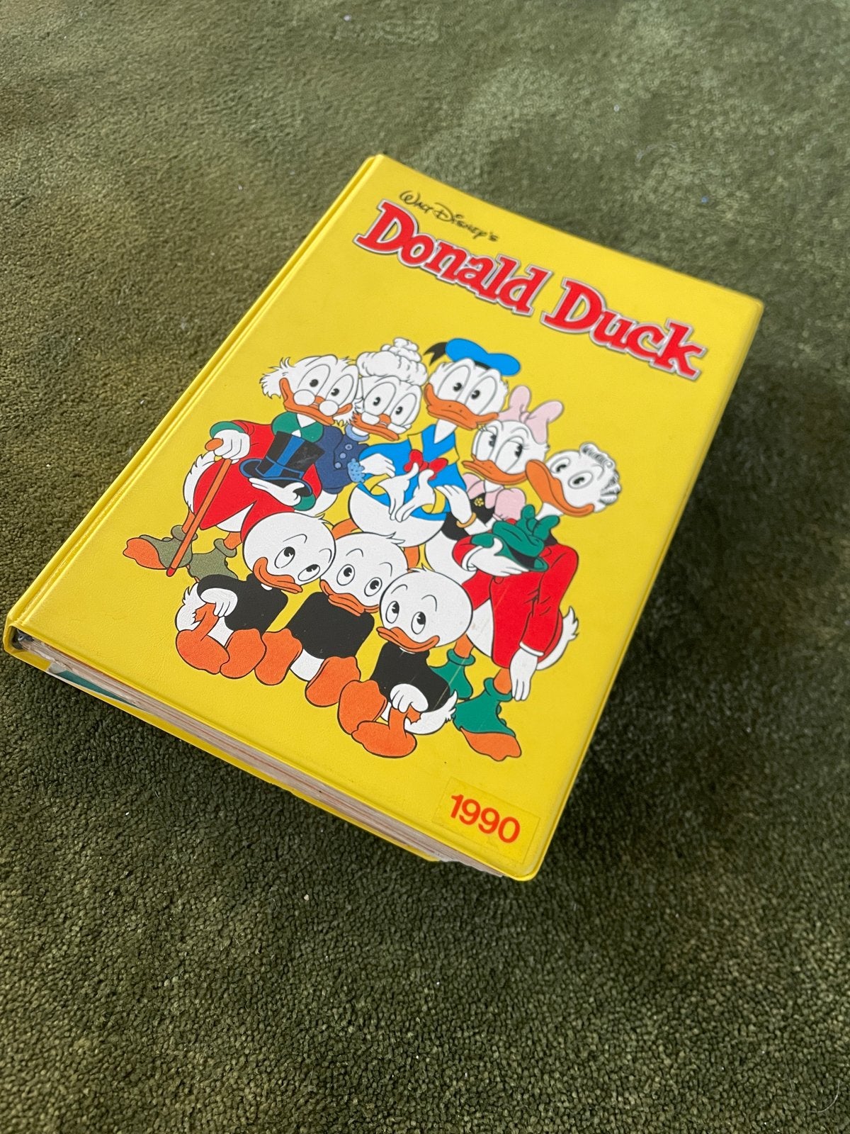 Donald Duck Jaarboek 1990, Eén stripboek, Ophalen, Zo goed als nieuw