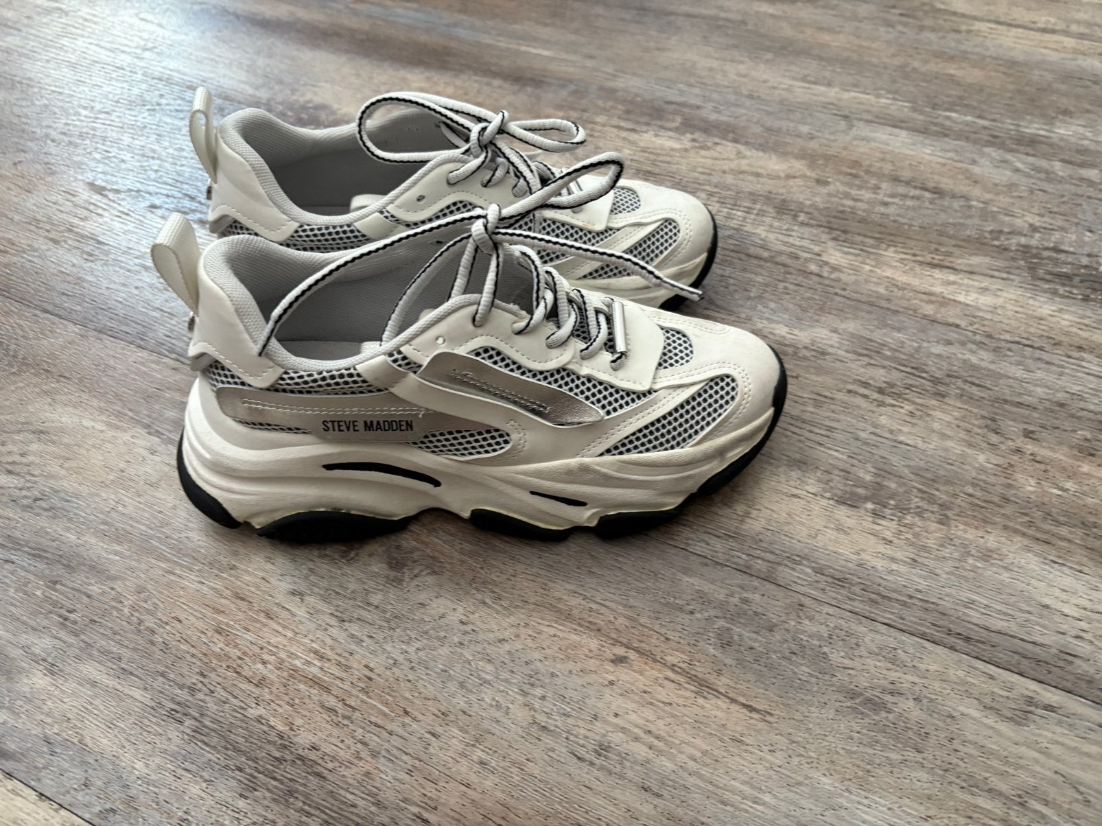 Steve Madden sneakers, Ophalen of Verzenden, Zo goed als nieuw, Sneakers of Gympen