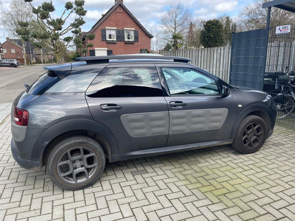 Citroën C4 Cactus 2016 Grijs, 725 kg, 31 €/maand, 23 km/l, Origineel Nederlands