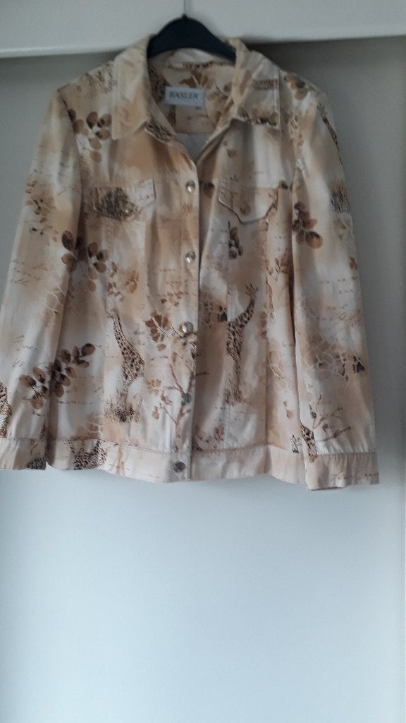 dames zomerjas met giraffe print maat 38, Ophalen of Verzenden, Zo goed als nieuw, Maat 38/40 (M), Overige kleuren