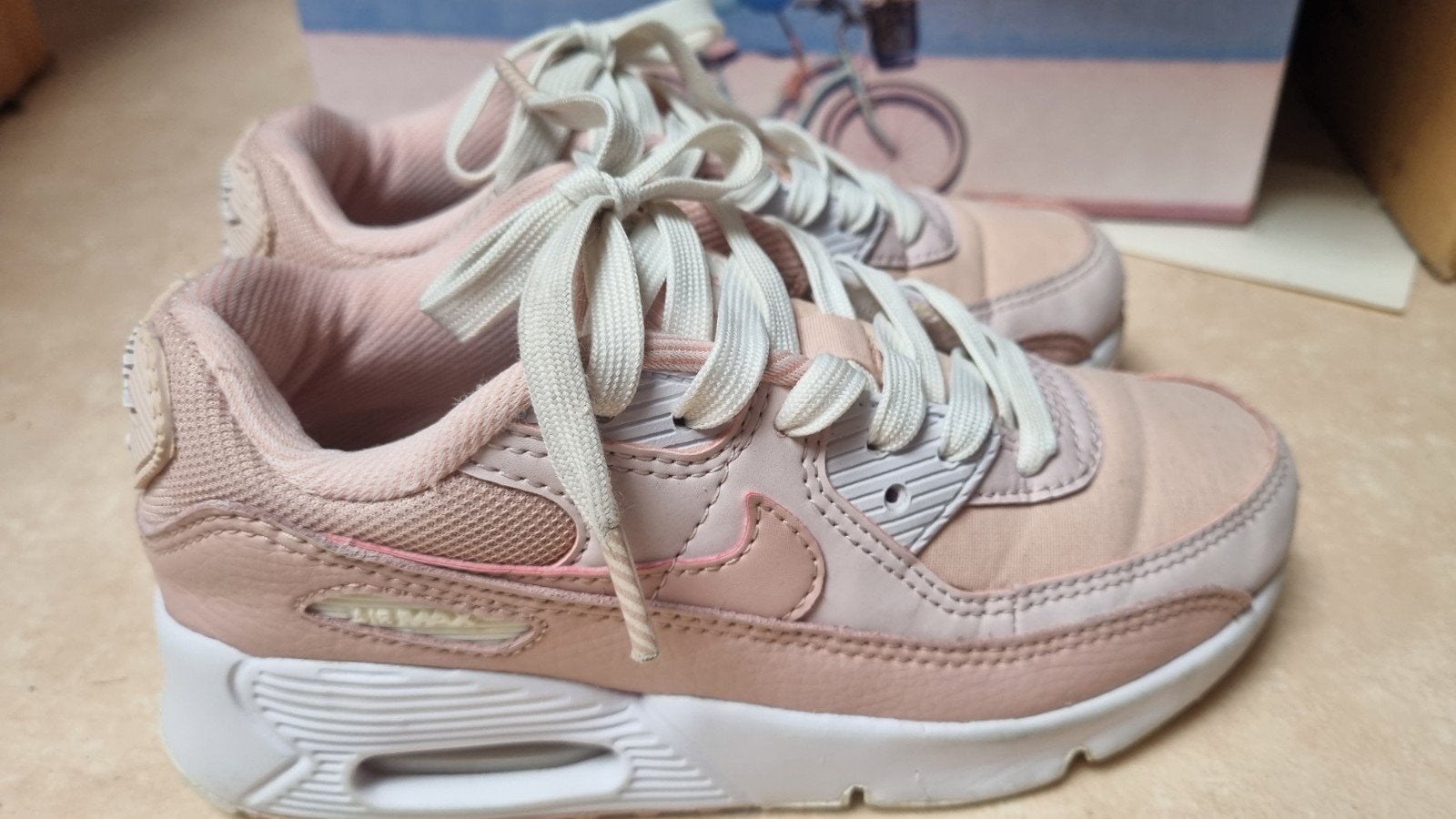 Nike Air max 90 maat 31.5, Sportschoenen, Zo goed als nieuw, Nike, Verzenden
