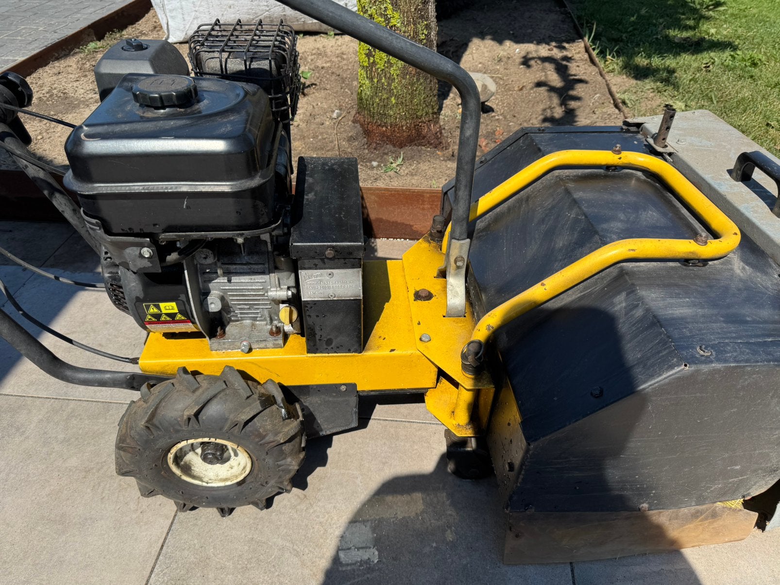 Lansto veegmachine 6.5 pk, Ophalen, Zo goed als nieuw