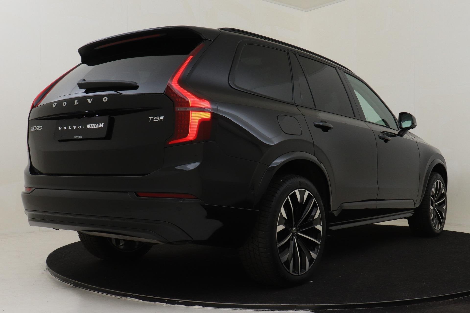 Volvo XC90 II T8 PLUG-IN HYBRID AWD ULTRA DARK -PANO.DAK|HAR, 12 maanden, Gebruikt, Euro 6, 4 cilinders