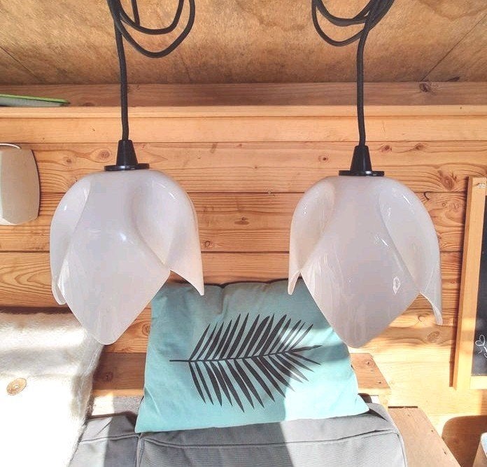 Twee vintage plexiglas hanglampen, lees de beschrijving, Ophalen of Verzenden, Zo goed als nieuw, Kunststof, E27 (groot)