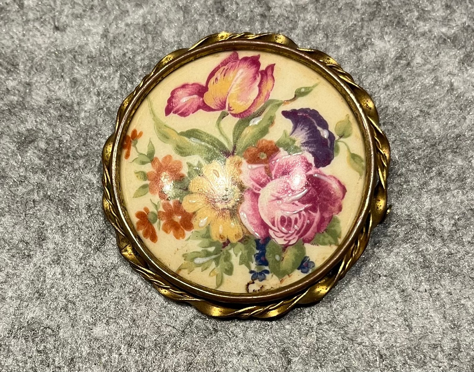 Vintage Porseleinen Broche – Handgeschilderd, Sieraden, Tassen en Uiterlijk, Broches, Ophalen of Verzenden, Gebruikt, Overige kleuren
