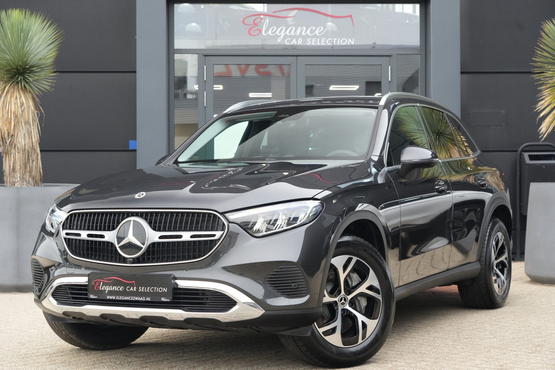 Mercedes-Benz GLC 300e 4MATIC Business Line Mercedes-Benz GL, Automaat, Gebruikt, 2255 kg, Leder
