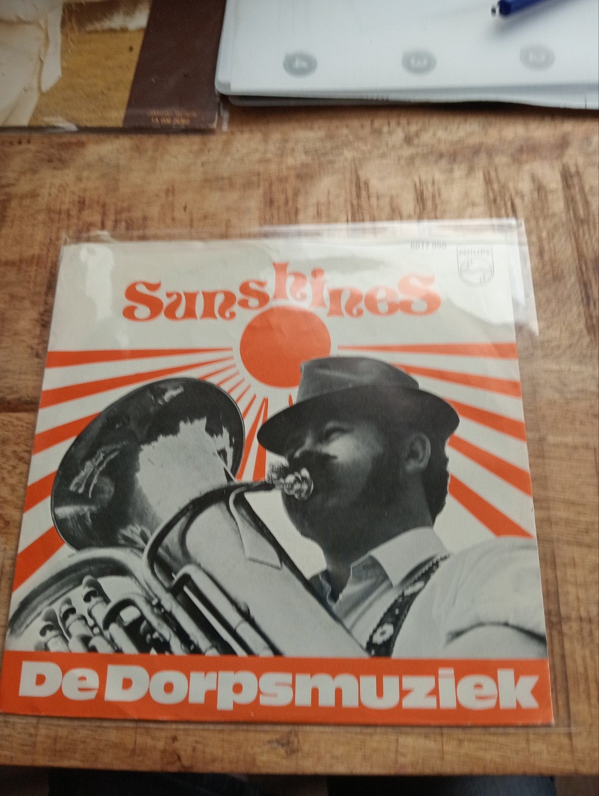 Sunshines - de dorpsmuziek, Cd's en Dvd's, Vinyl | Nederlandstalig, Ophalen of Verzenden, Zo goed als nieuw, Overige formaten