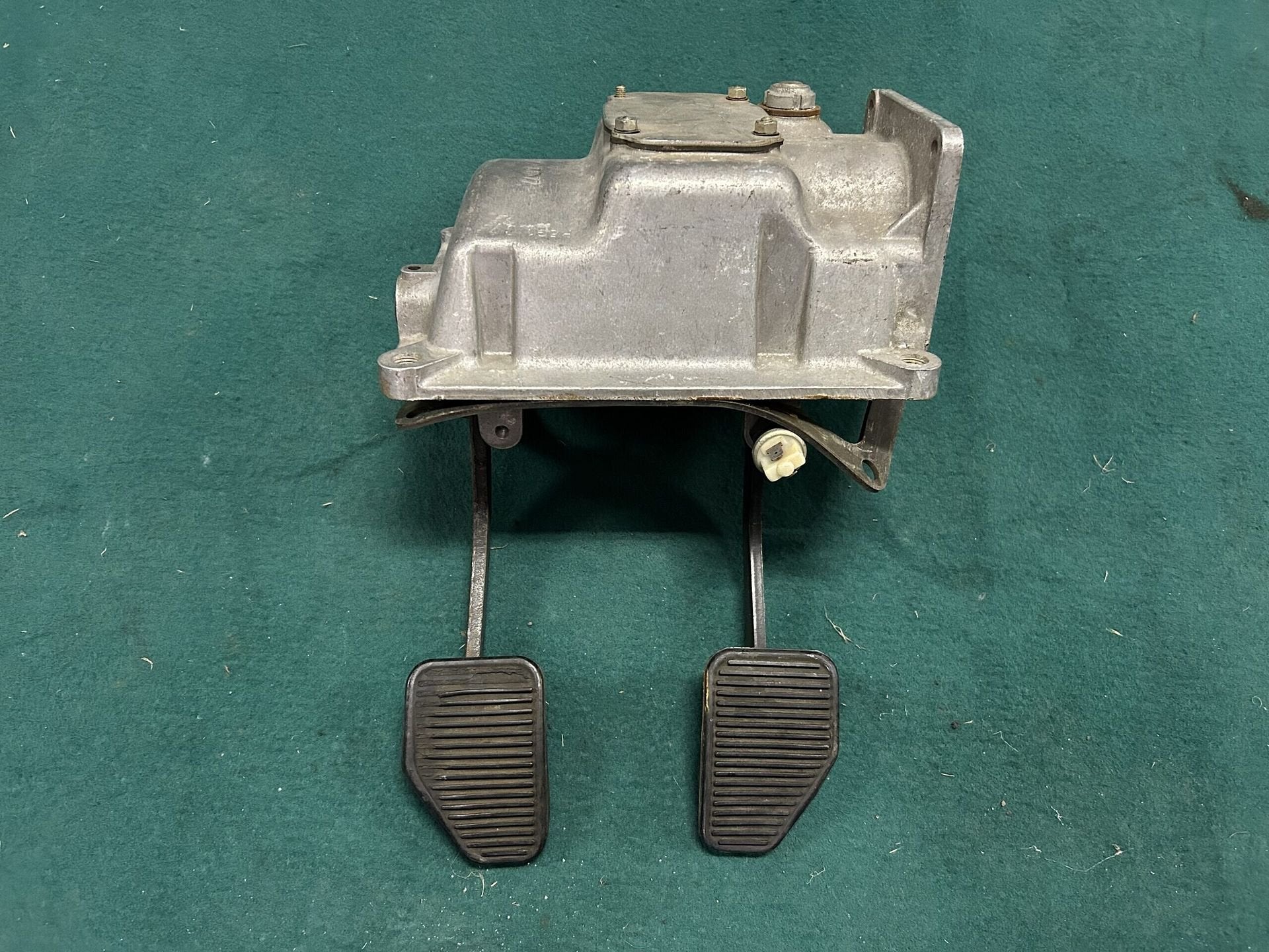 Ferrari 208 GT4 / 308 GT4 pedaalbox, Gebruikt, -, -, Ophalen of Verzenden