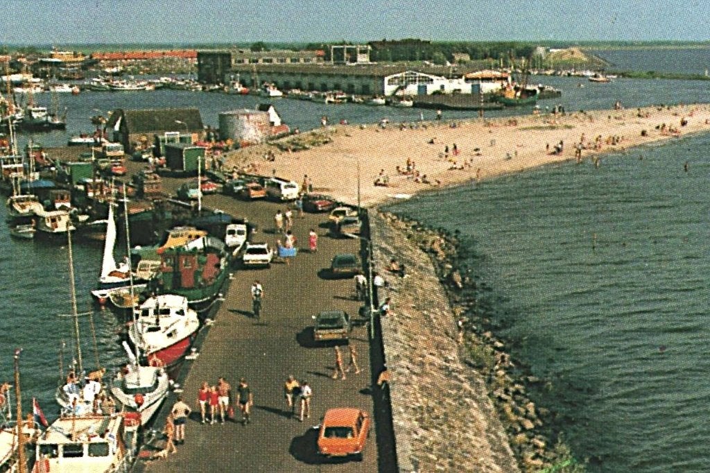 41683 Urk 1080 Flevoland mooie oude kaart Onbeschreven, Verzamelen, Ophalen of Verzenden, 1980 tot heden, Ongelopen, Flevoland