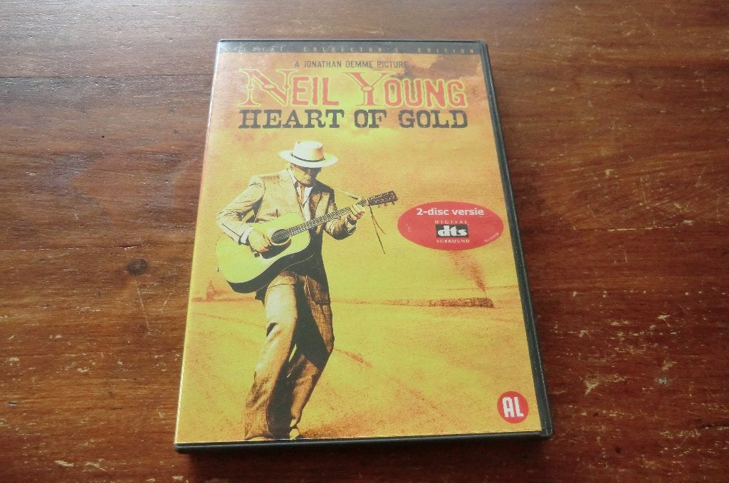 DVD - Neil Young - Heart of gold - 2006 / met Emmylou Harris, Alle leeftijden, Nederlands, Ophalen of Verzenden, Concert