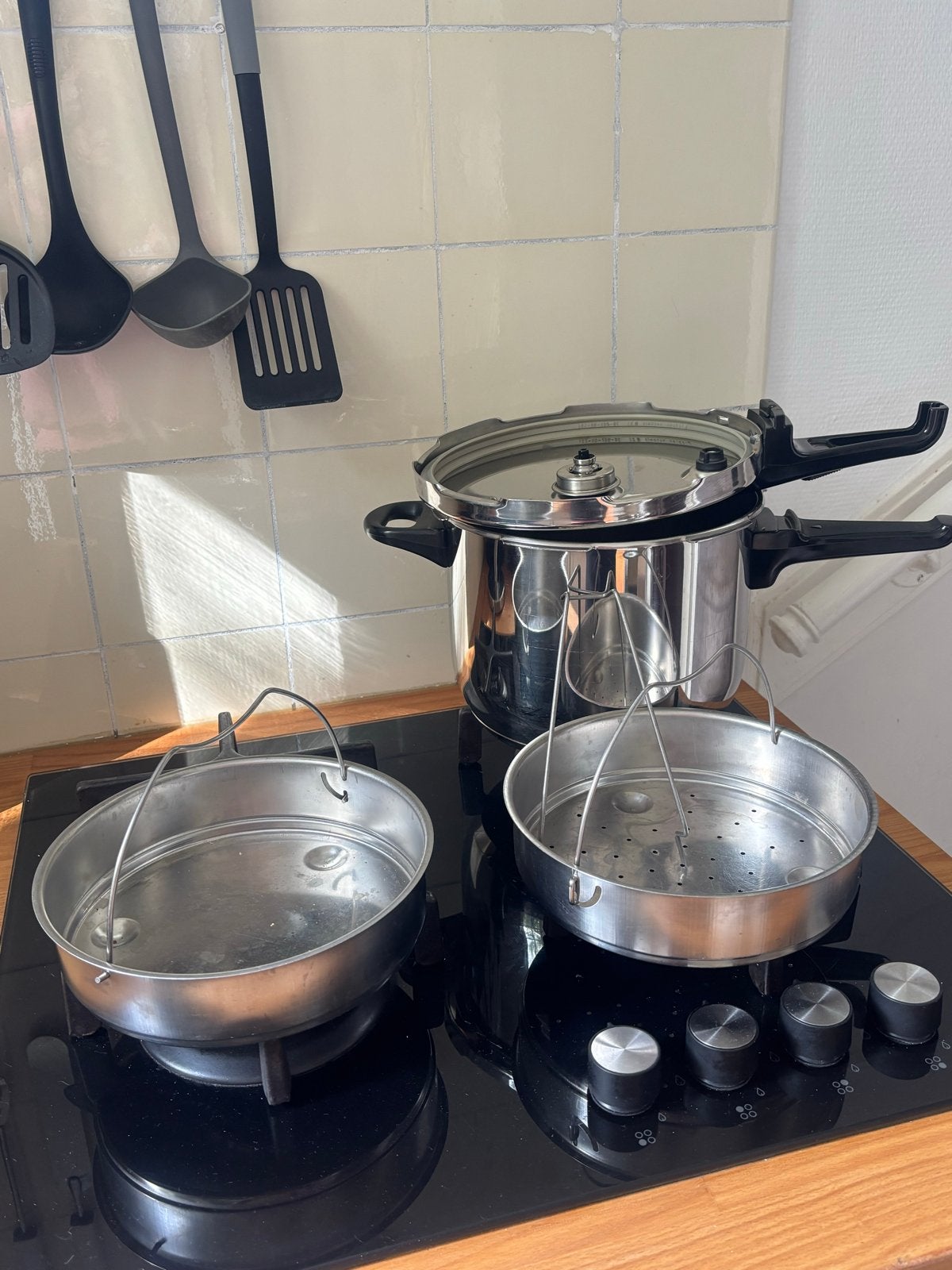Fissler VitaVit Snelkookpan met inzetstukken, Ophalen, Zo goed als nieuw, Rvs, Kookpan of Snelkookpan
