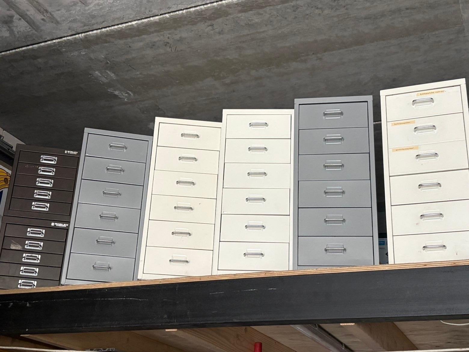 IKEA Helmer ladekastjes - wit of grijs, Minder dan 50 cm, Gebruikt, 5 laden of meer, Ophalen of Verzenden