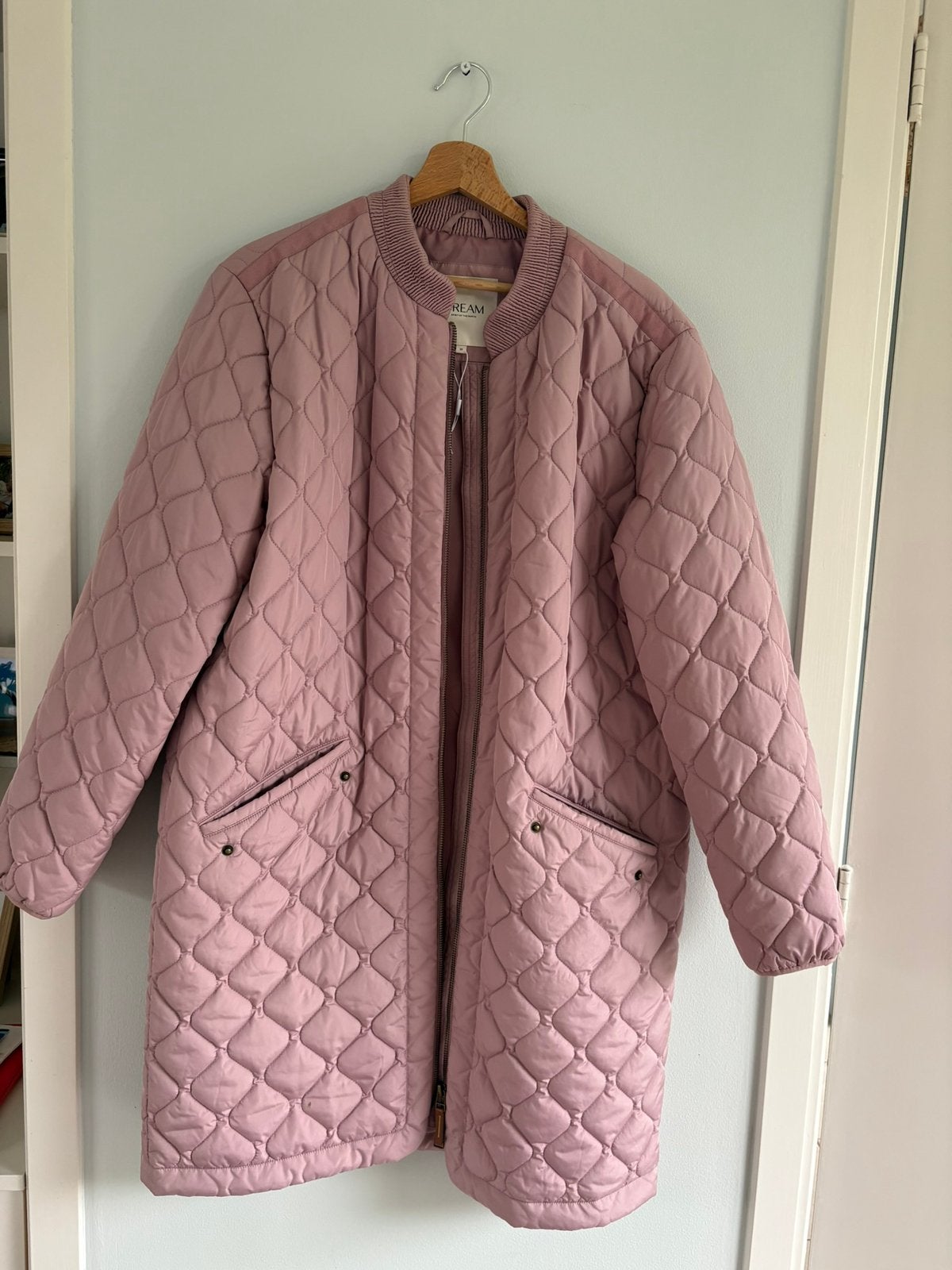 Heerlijke lange oud roze puffer jas Cream maat 38, Ophalen of Verzenden, Zo goed als nieuw, Maat 38/40 (M), Roze