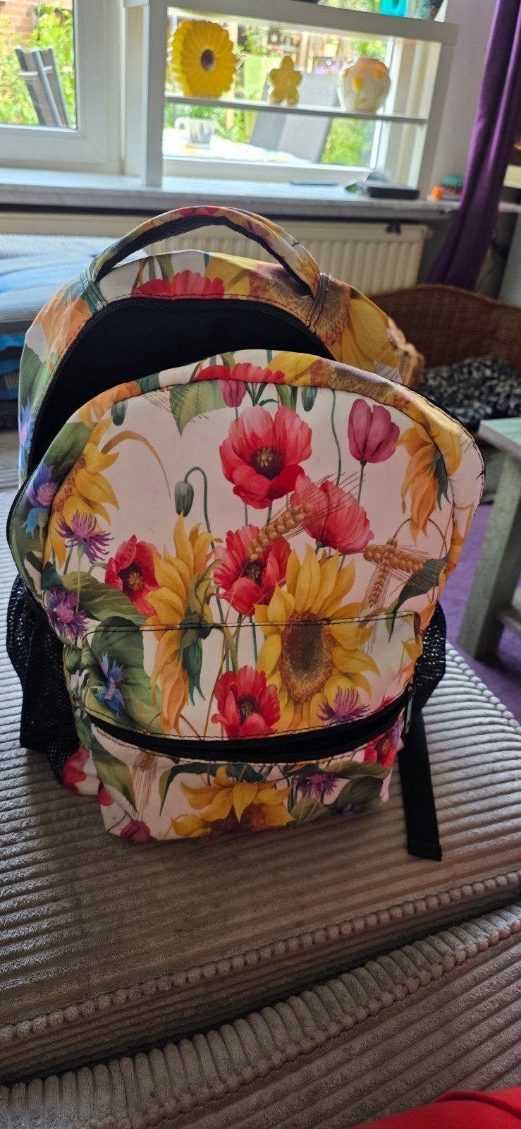 Bloemenprint Rugtas - Zo goed als nieuw, Sieraden, Tassen en Uiterlijk, Tassen | Rugtassen, Zo goed als nieuw, Overige merken