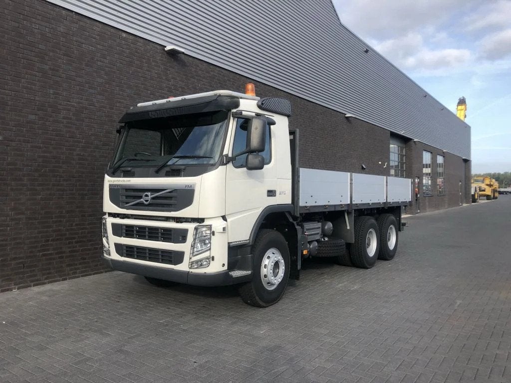 Volvo FM 370 6X4 CARGO TRUCK RHD UNUSED (bj 2014), Auto's, Airconditioning, Bedrijf, Volvo, Te koop