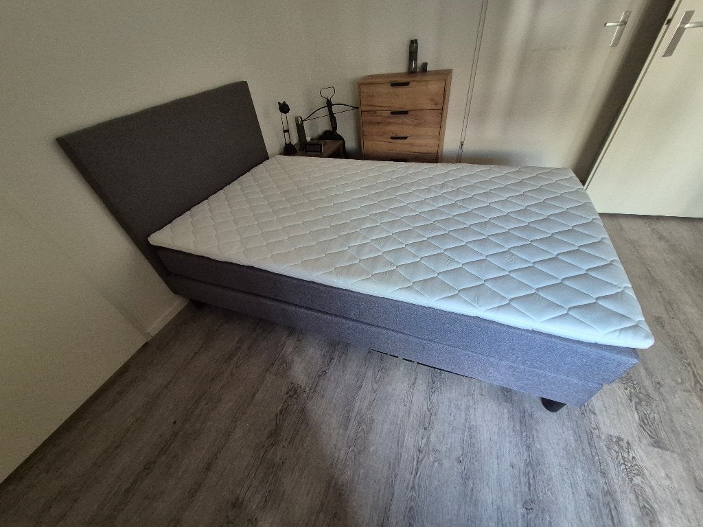 boxspring "Ambra" 120x200, Ophalen, Zo goed als nieuw, Twijfelaar, 120 cm