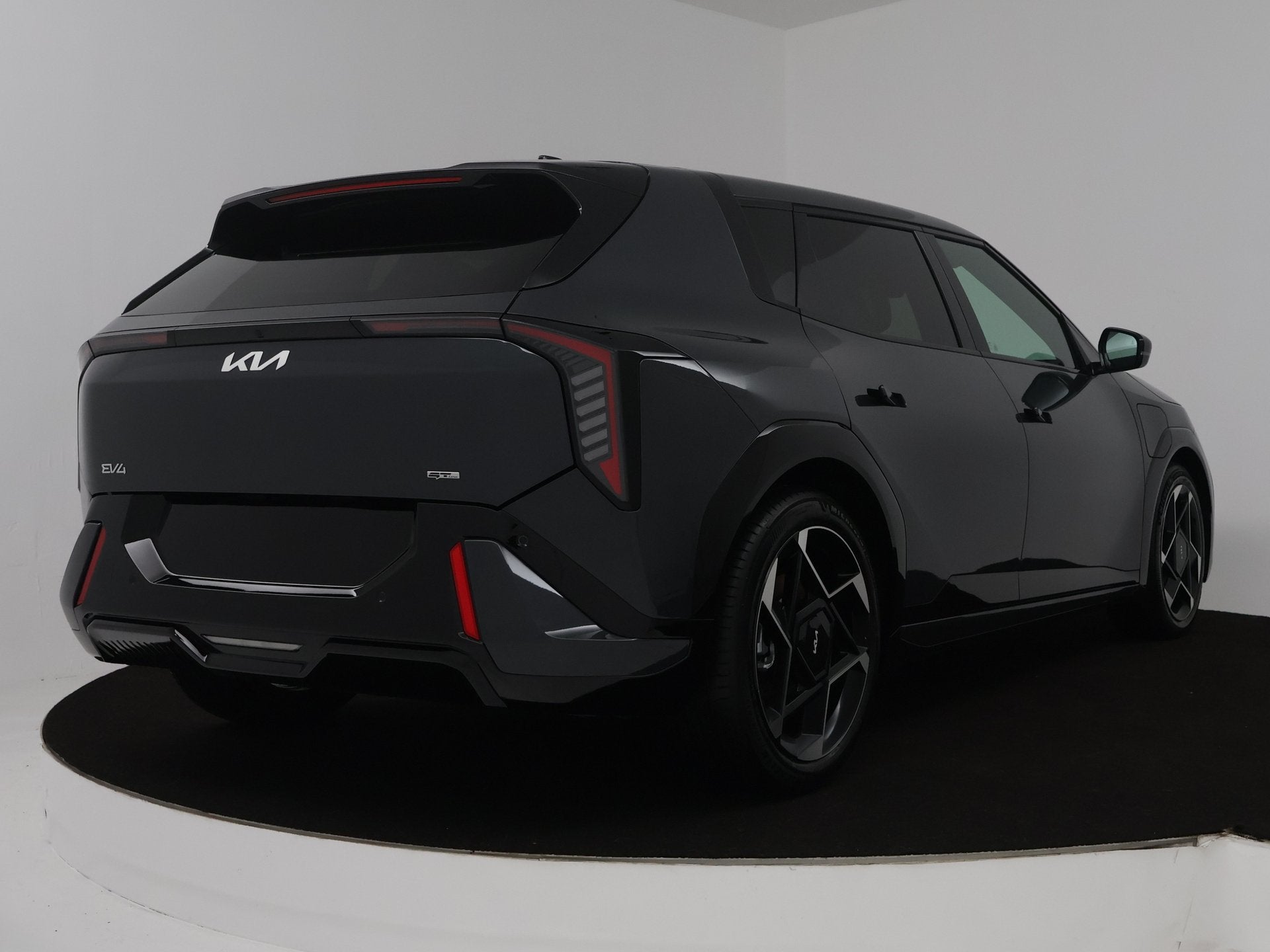 Kia EV4 GT-Line Business Edition 81.4 kWh (bj 2026), Auto's, 12 maanden, Zwart, Automatische klimaatregeling, 1790 kg
