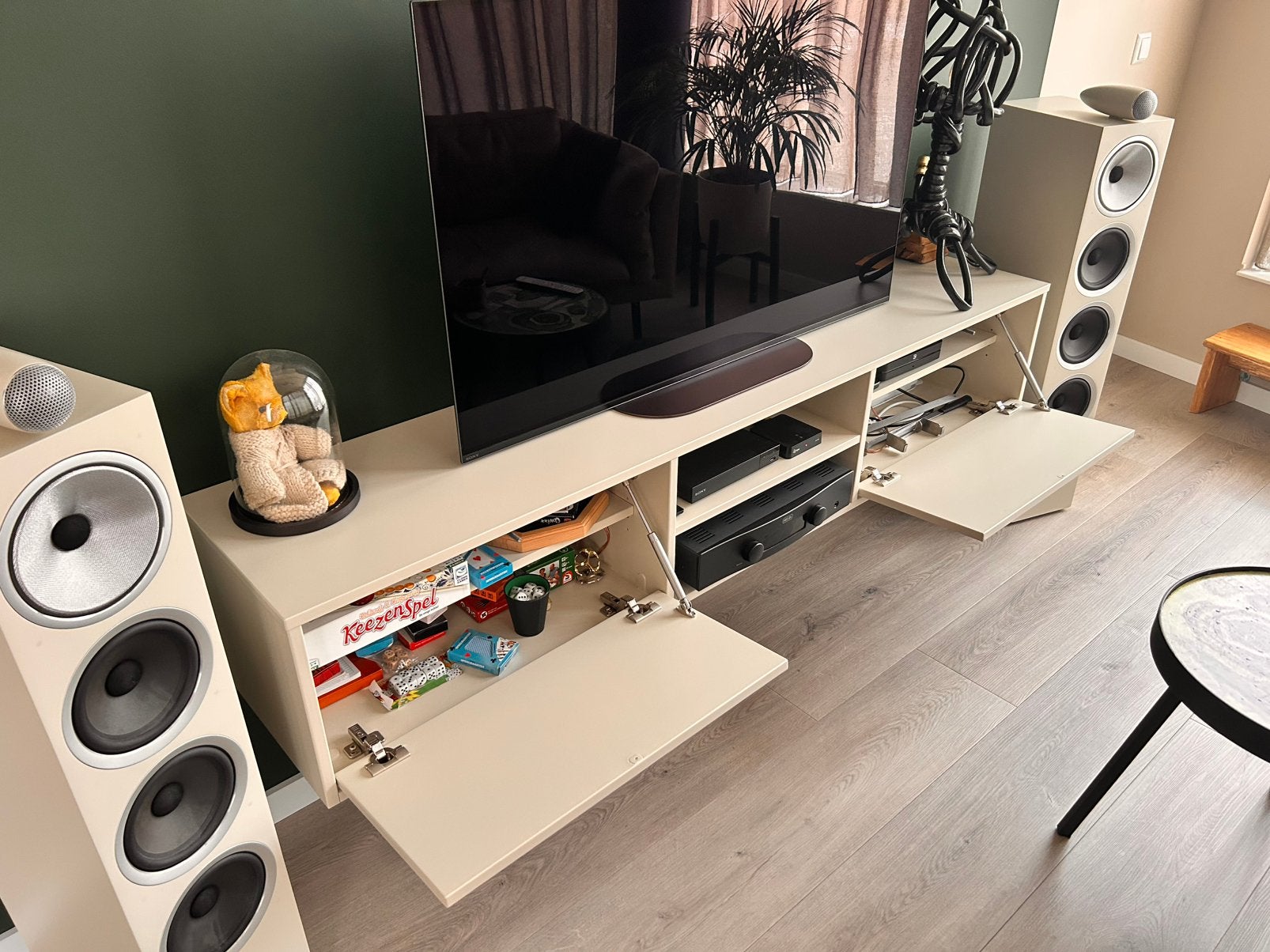 Zwevend tv meubel, Ophalen, 150 tot 200 cm, Zo goed als nieuw, Minder dan 100 cm