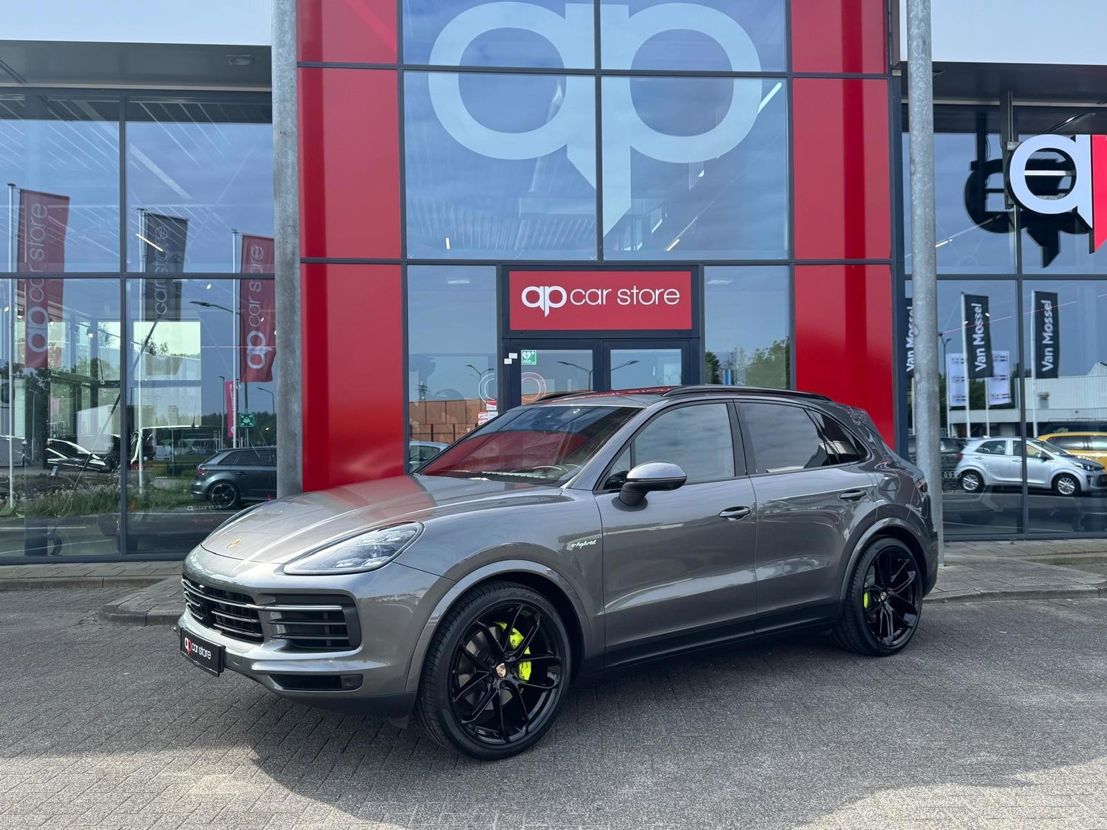 Porsche Cayenne 3.0 E-Hybrid | Panorama | Luchtvering | Bose, Automaat, Cayenne, 14 kWh, 2995 cc