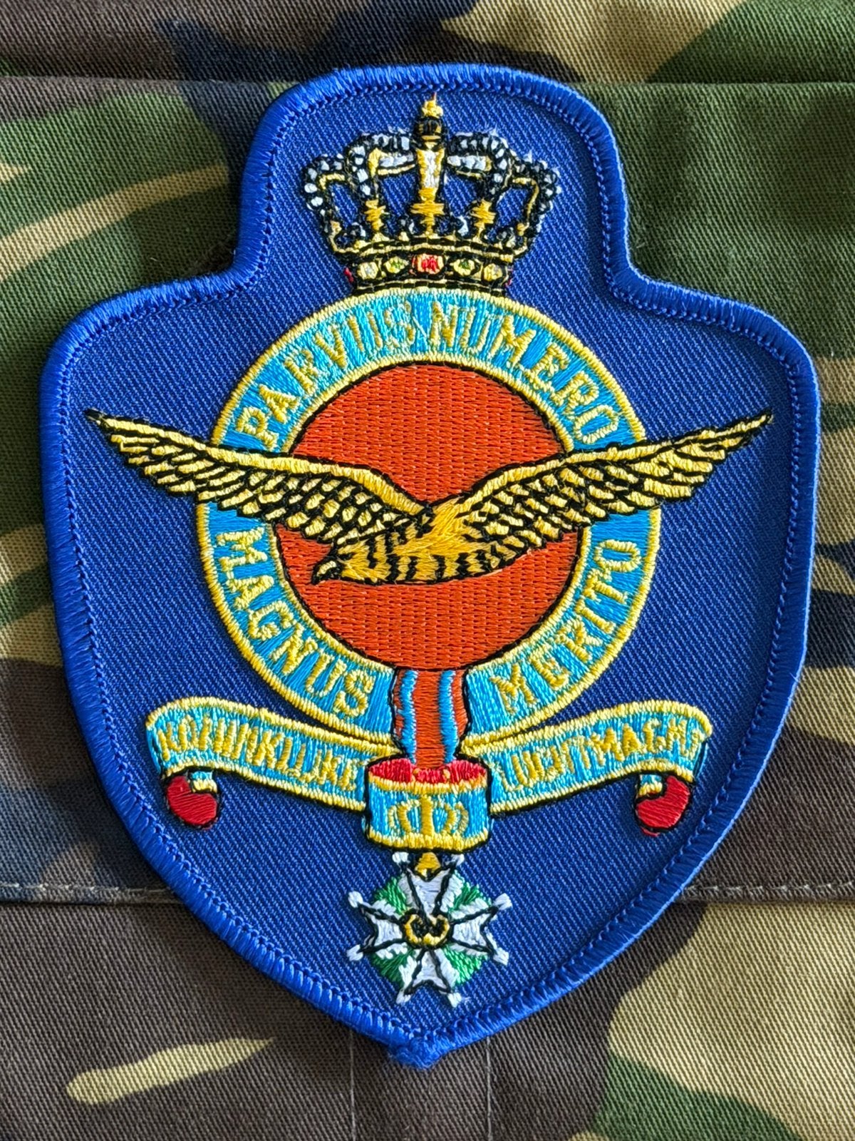 Embleem Koninklijke Luchtmacht., Ophalen of Verzenden, Nieuw, Patch, Badge of Embleem