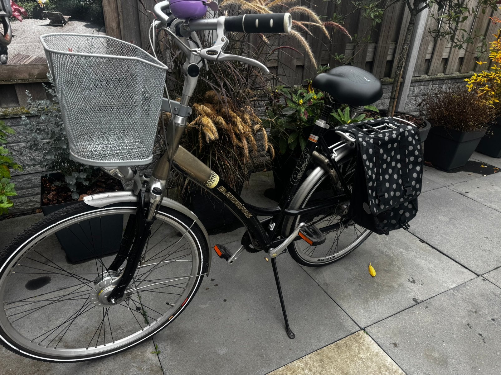 Batavus weekend damesfiets, Fietsen en Brommers, 56 cm of meer, Ophalen, Gebruikt, Handrem