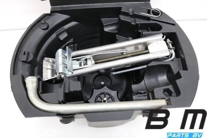 Gereedschapkist + krik VW Polo 9N 6Q0012115F, Gebruikt