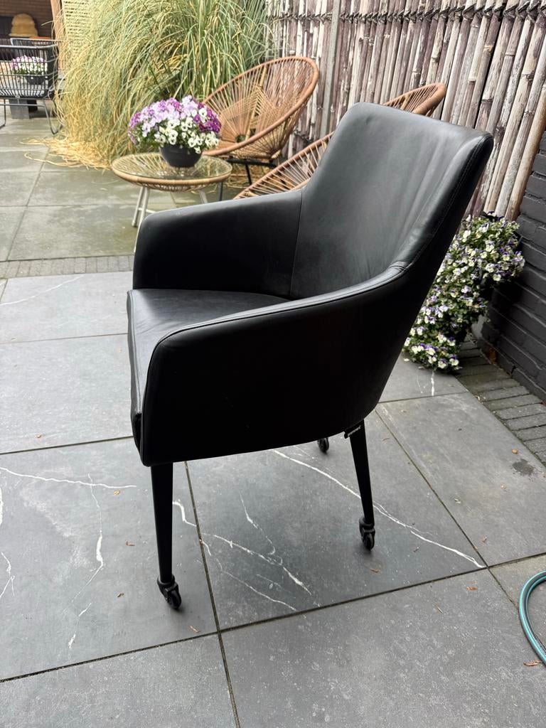 6 Prominent zwarte leren stoelen op wieltjes, Huis en Inrichting, Stoelen, Zwart, Leer, Ophalen of Verzenden, Zo goed als nieuw