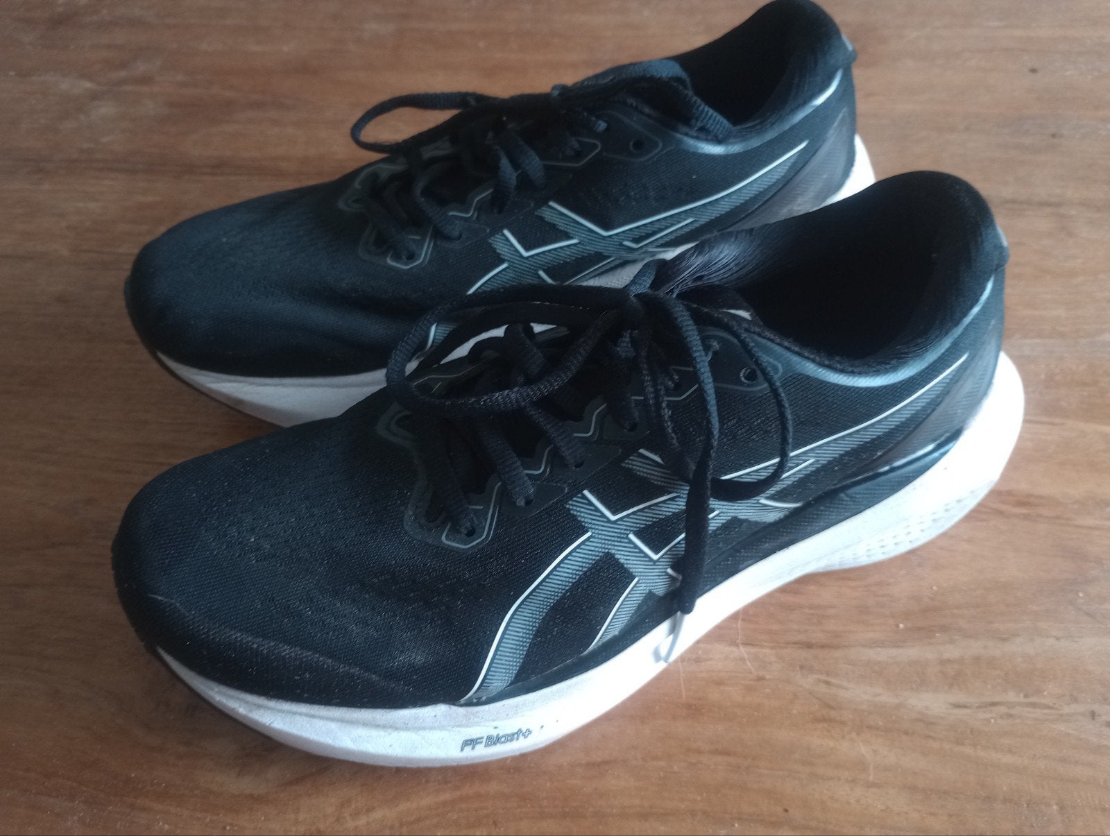 Asics hardloopschoenen maat 41.5 zwart, Sport en Fitness, Loopsport en Atletiek, Gebruikt, Hardloopschoenen, Ophalen of Verzenden