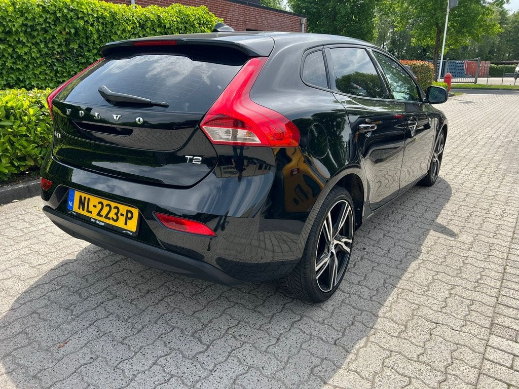 Volvo V40 2.0 T2 R-Design navi, cruise, stoelverw, pdc, Auto's, Stof, Gebruikt, 4 cilinders, 1331 kg