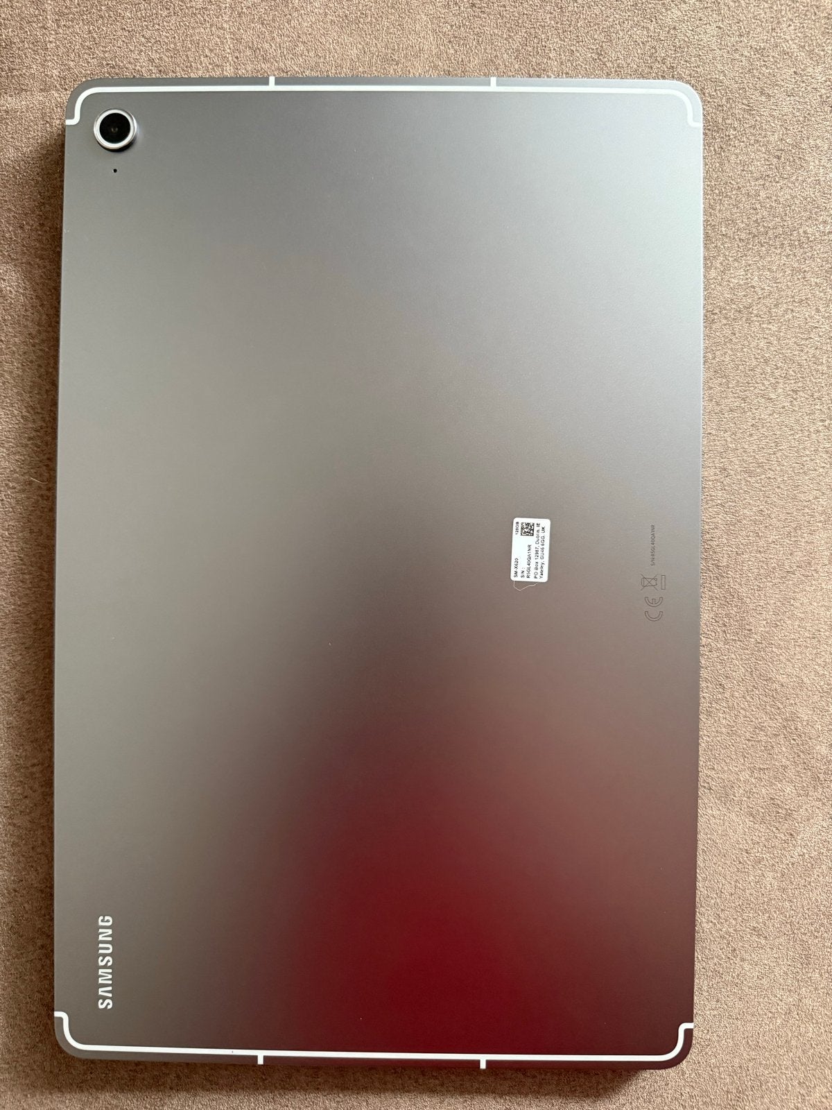 Samsung Galaxy Tab S10 FE+ 128GB Wifi + 2 hoezen (nieuwstaat, Computers en Software, Windows Tablets, 11 inch, Ophalen of Verzenden