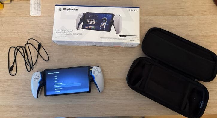Playstation Portal, Spelcomputers en Games, Ophalen, Zo goed als nieuw
