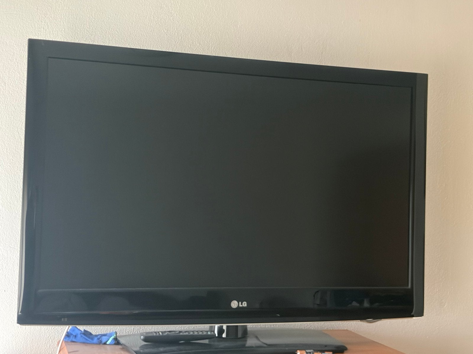 Lg tv 42 inch, Gebruikt, 50 Hz, Ophalen of Verzenden, 100 cm of meer
